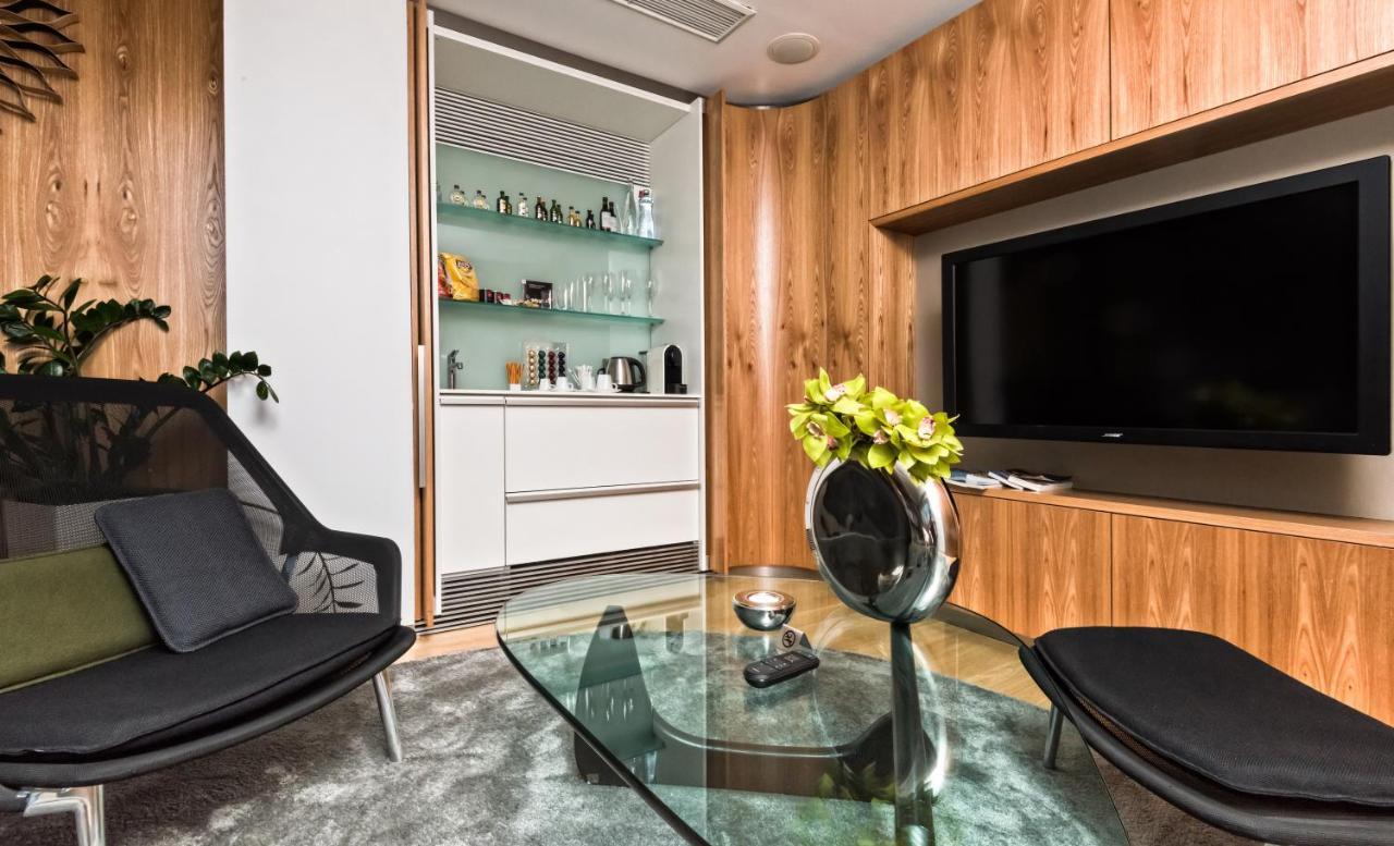 One Room Hotel ปราก ภายนอก รูปภาพ