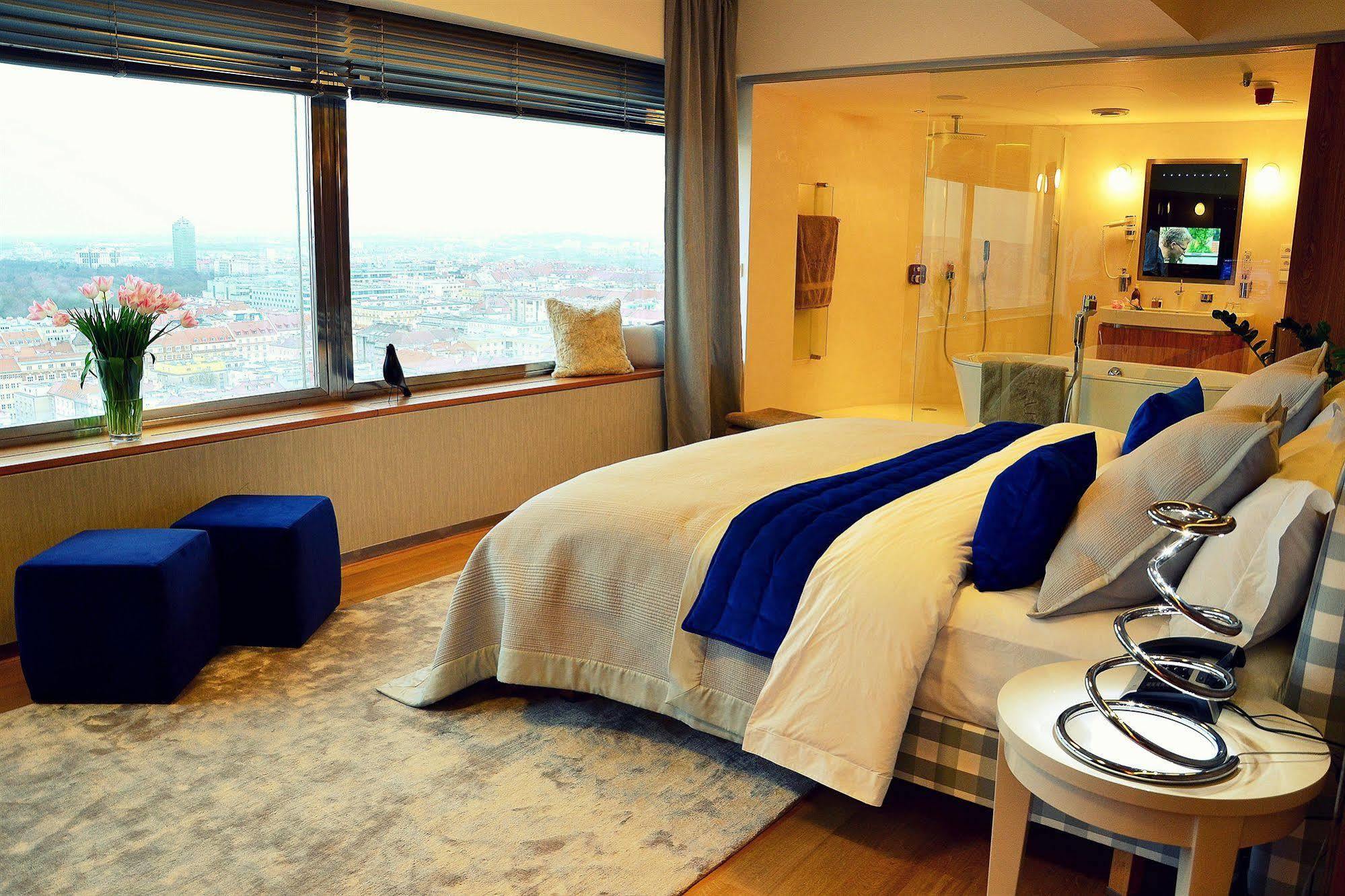 One Room Hotel ปราก ภายนอก รูปภาพ